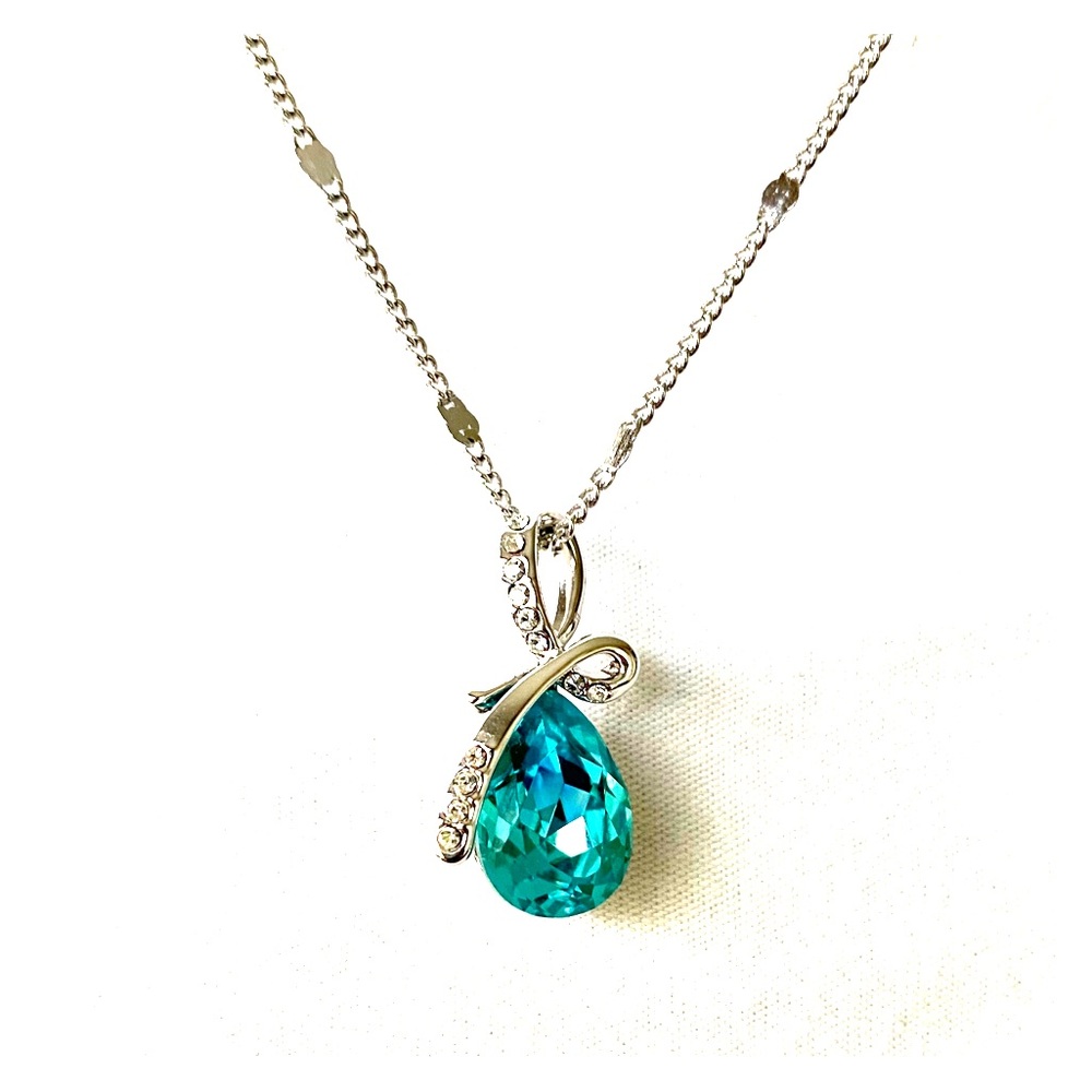 Silver necklace with teal teardrop pendant